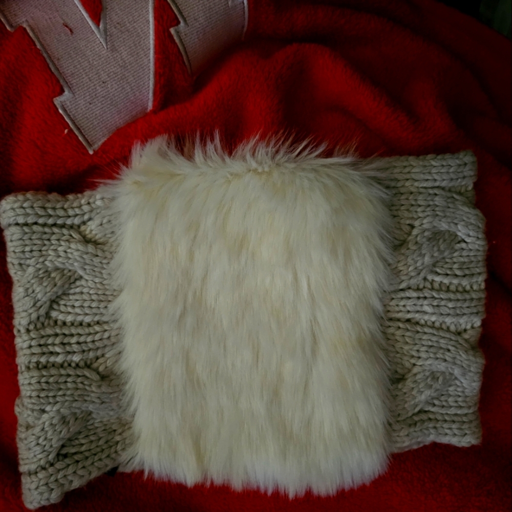 Cozy Knit Scarf with Faux Fur Accent